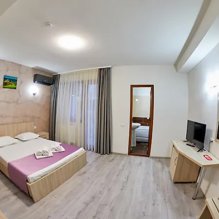 Coralis Guest house 3*