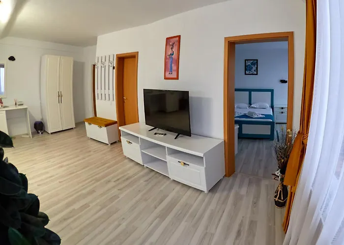 Coralis 3* Észak-Eforie