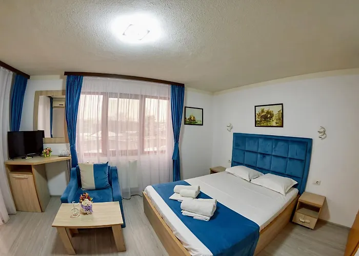 Coralis 3* Észak-Eforie